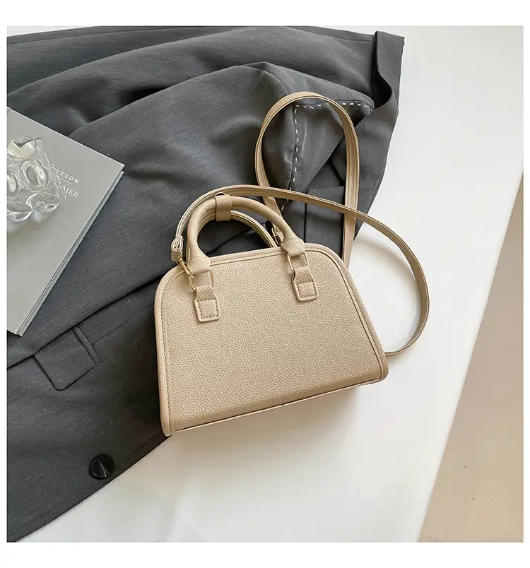 Black Leather Shoulder Bag for Women 2026 — feature 16