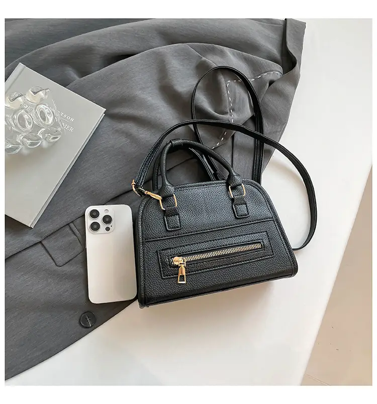 Black Leather Shoulder Bag for Women 2026 — feature 18