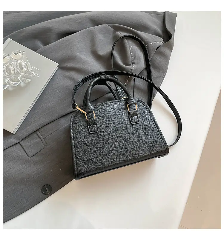 Black Leather Shoulder Bag for Women 2026 — feature 19