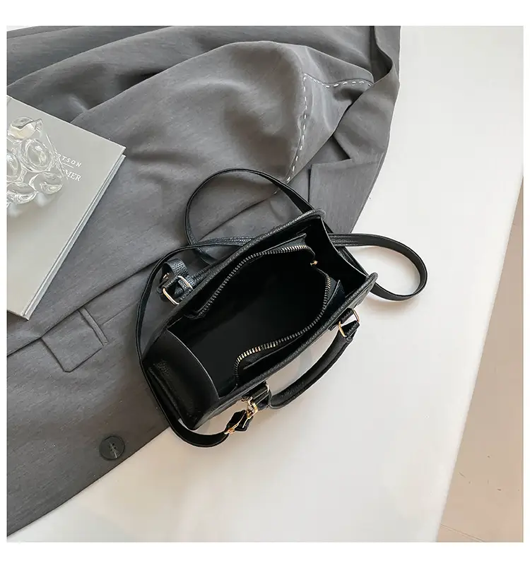Black Leather Shoulder Bag for Women 2026 — feature 20