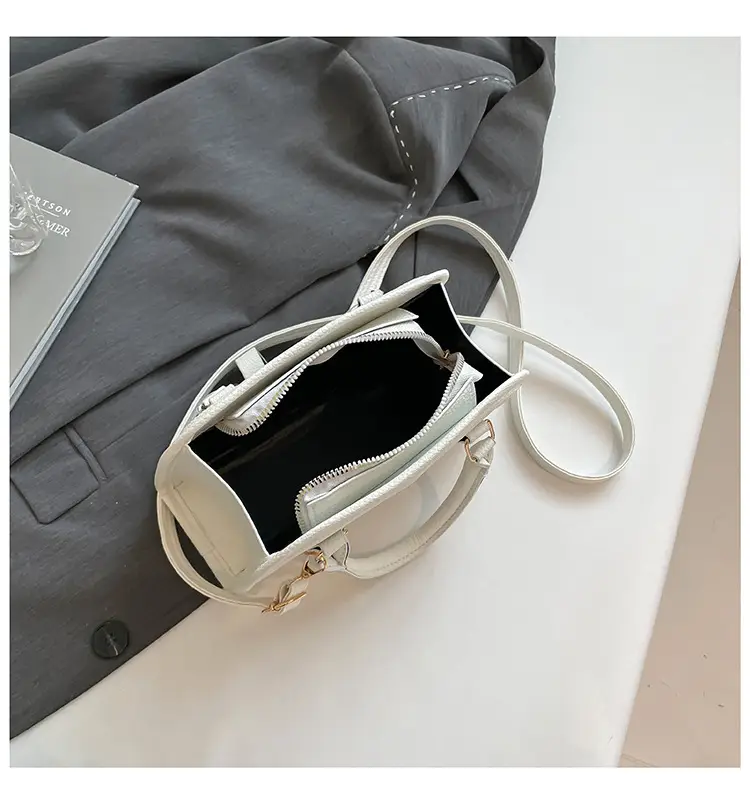 Black Leather Shoulder Bag for Women 2026 — feature 26
