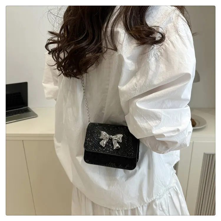 White Korean Style Mini Bag with Bow Chain — feature 23