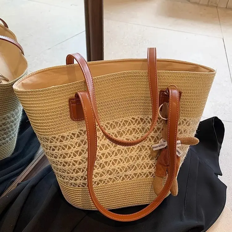 Women's Straw Vegetable Basket Bag with Tassel