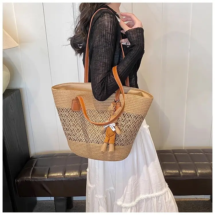 Women's Straw Vegetable Basket Bag with Tassel — feature 10