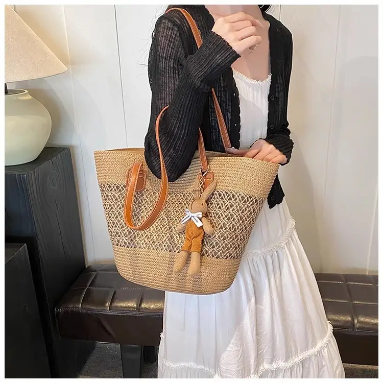 Women's Straw Vegetable Basket Bag with Tassel — feature 6