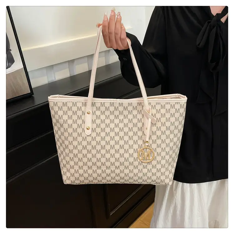 Pink Monogram Shoulder Bag for Women Large Capacity — feature 19