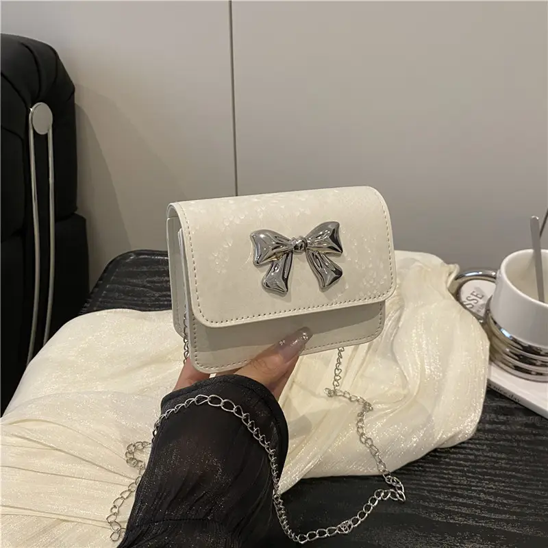 Trendy Bow Chain Shoulder Bag Cream White - Image 2