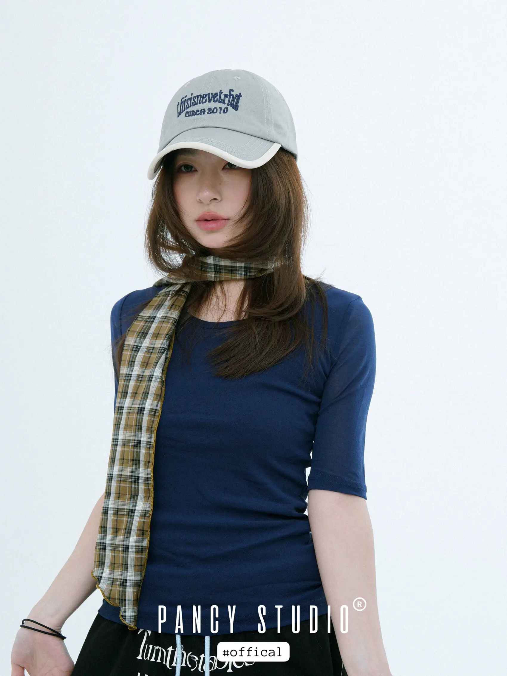 Pink American Retro Baseball Cap with Embroidered Letters — feature 11