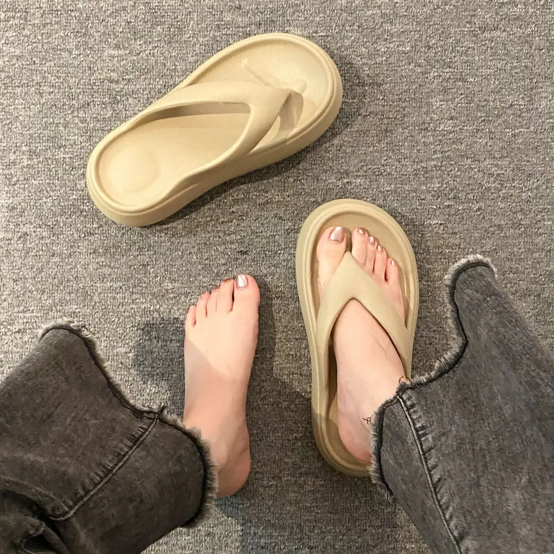 Heightening Thick-Soled Flip-Flops for Women in Summer Eva with a Sense of Stepping on for Outer Wear Non-Slip Bathing Home Beach Flip-Flops - Image 7