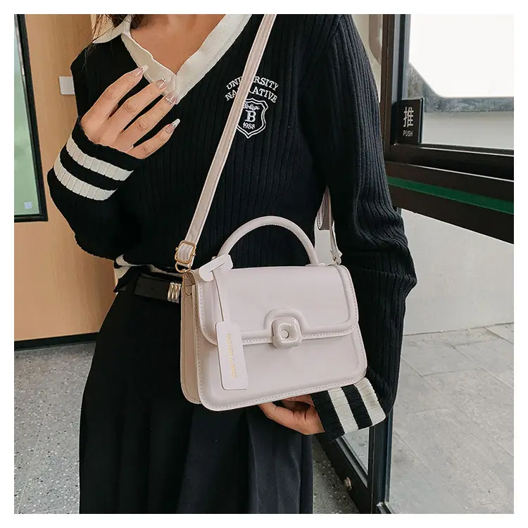 Korean Style Small Square Bag Beige Shoulder Crossbody — feature 15