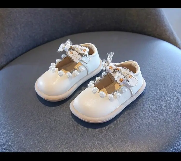 Girls Leather Princess Flats with Pearl Decor — feature 1