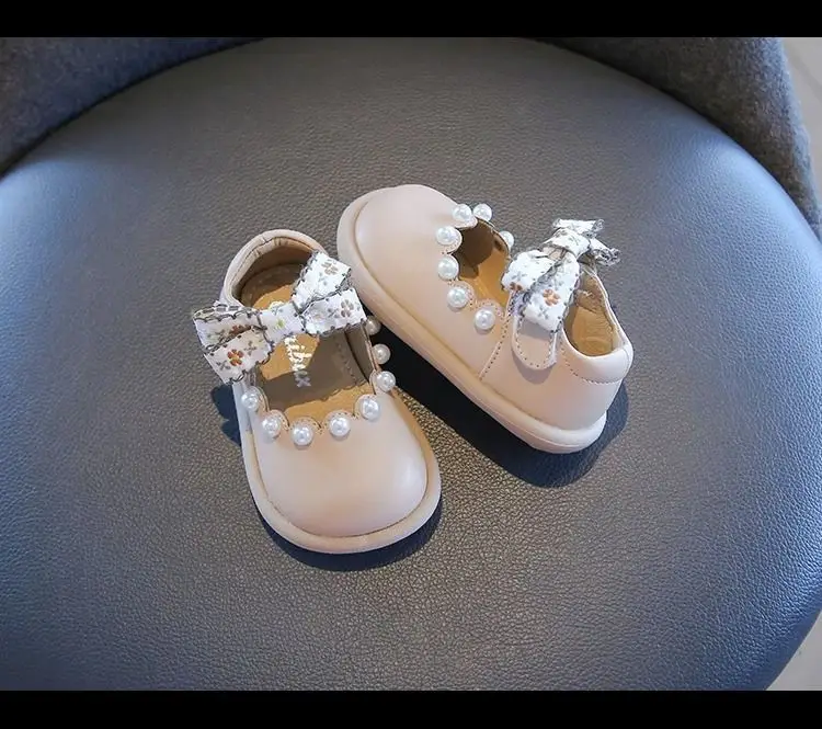 Girls Leather Princess Flats with Pearl Decor — feature 12