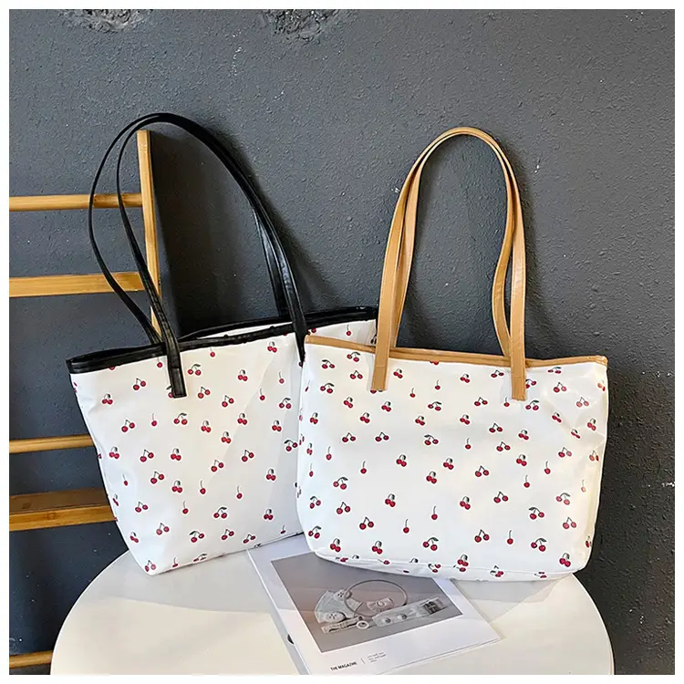 Printed Red Heart Tote Bag for Girls Women Commute — feature 24