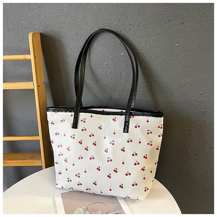 Printed Red Heart Tote Bag for Girls Women Commute — feature 26