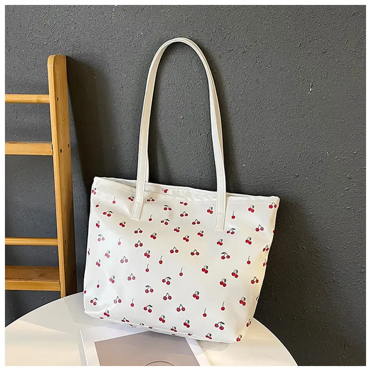 Printed Red Heart Tote Bag for Girls Women Commute — feature 27