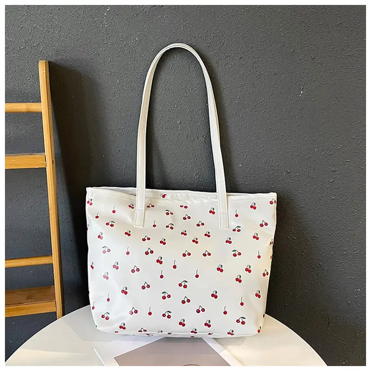 Printed Red Heart Tote Bag for Girls Women Commute — feature 28