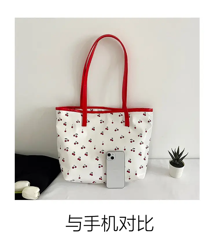 Printed Red Heart Tote Bag for Girls Women Commute — feature 5