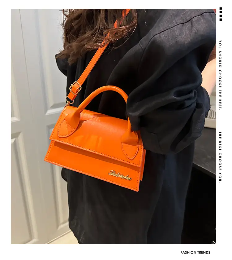 White Personalized Letter Square Bag for Women 2025 — feature 1