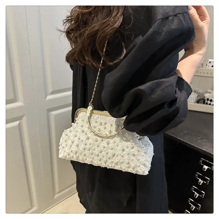 Purple Beaded Clutch Bag with Gold Chain & Crossbody Design — feature 19