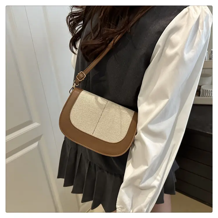 Spliced Canvas Shoulder Bag Brown Beige Korean Style — feature 15