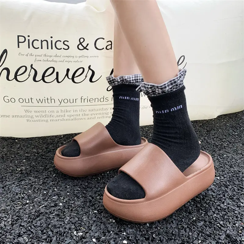 2025 New Style Thick-Soled Height-Increasing Slippers for Couples with Poop-Feeling Anti-Slip Slippers - Image 3