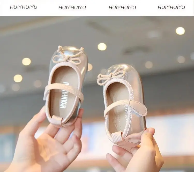 Baby Girl's Gold Bow Flat Shoes One Year Old — feature 9