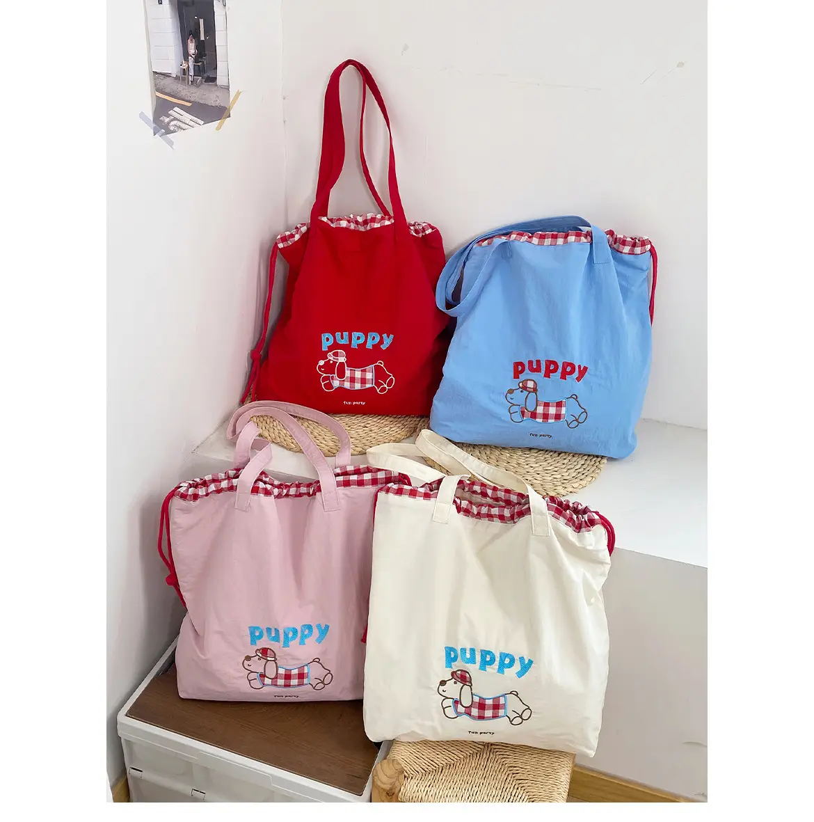 Cute Embroidered Puppy Drawstring Tote Bags — feature 2
