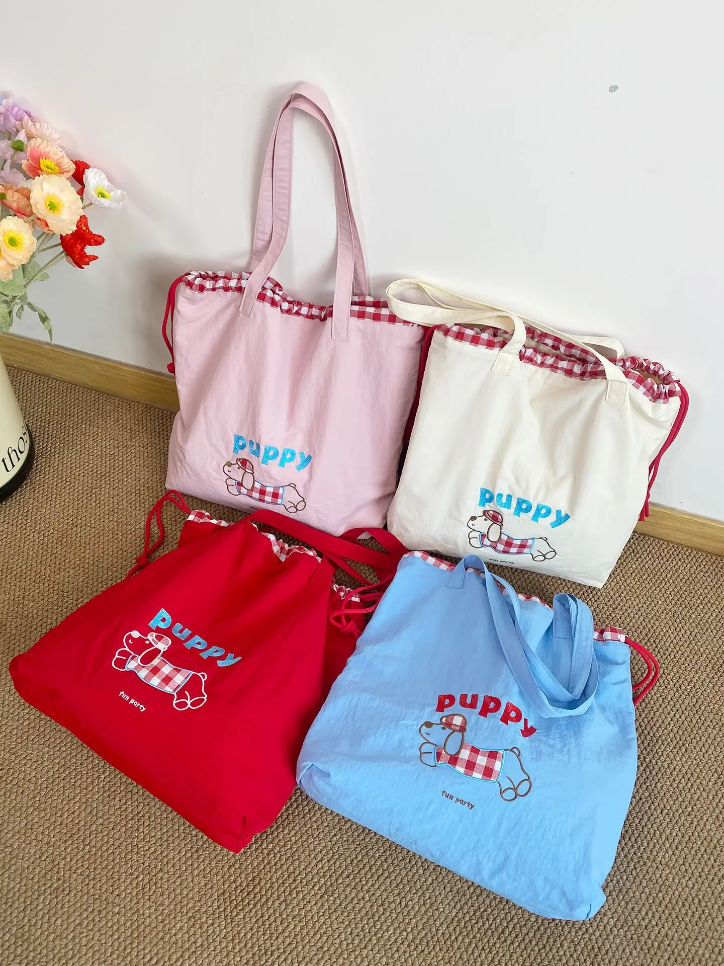 Cute Embroidered Puppy Drawstring Tote Bags — feature 6