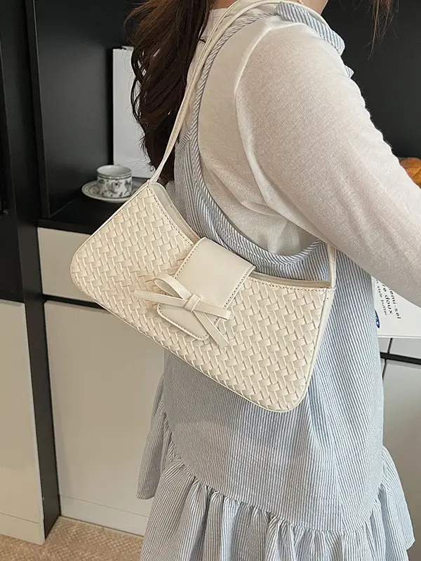 Korean Style Woven Bow Shoulder Bag for Women - Image 5