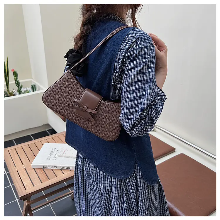 Korean Style Woven Bow Shoulder Bag for Women — feature 16