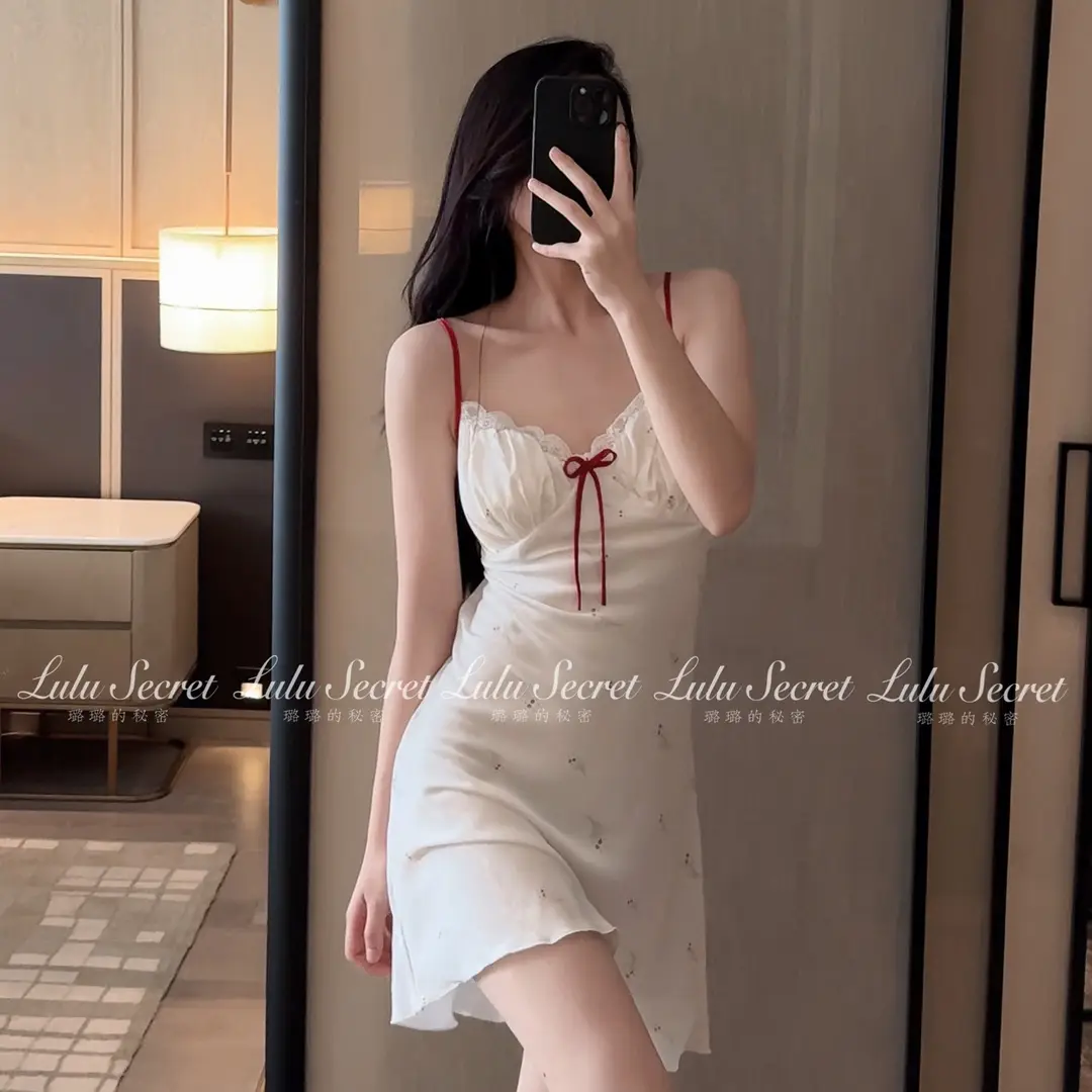 2025 Hot New Pajamas, New Suspender Nightgown, French Sweet Pure Lust Girl Breast Pad