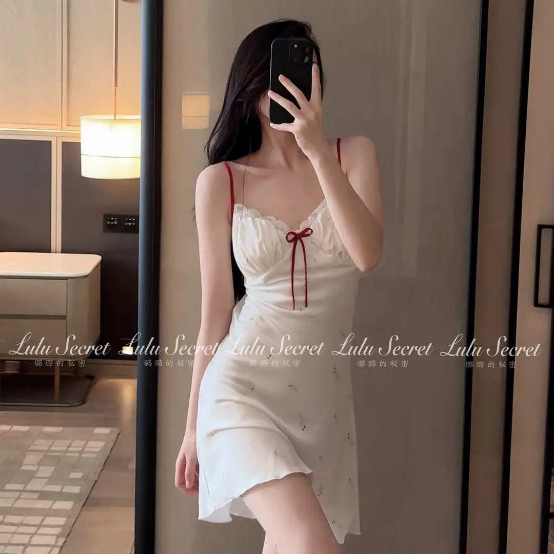 2025 Hot New Pajamas, New Suspender Nightgown, French Sweet Pure Lust Girl Breast Pad