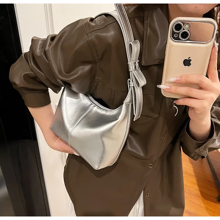 Silver High-End Crossbody Bag for Women 2026 — feature 11