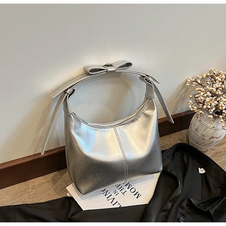 Silver High-End Crossbody Bag for Women 2026 — feature 35