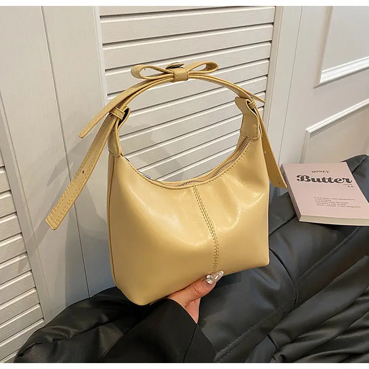 Silver High-End Crossbody Bag for Women 2026 — feature 47