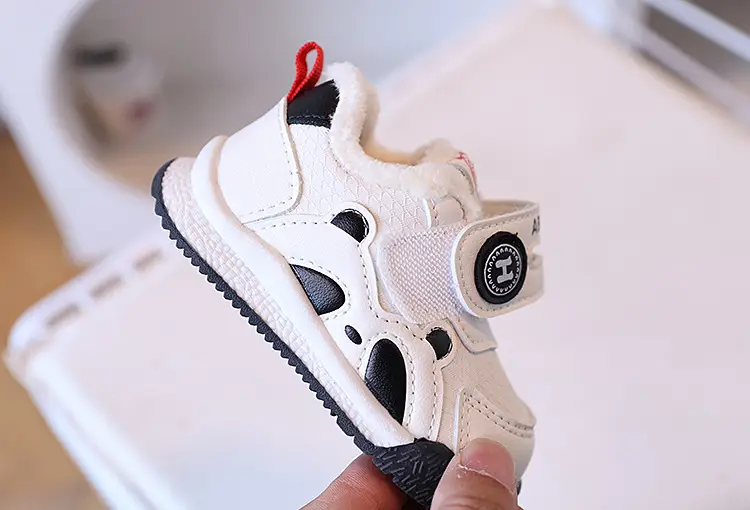 Baby Toddler Winter Shoes White Velvet Panda Design — feature 10