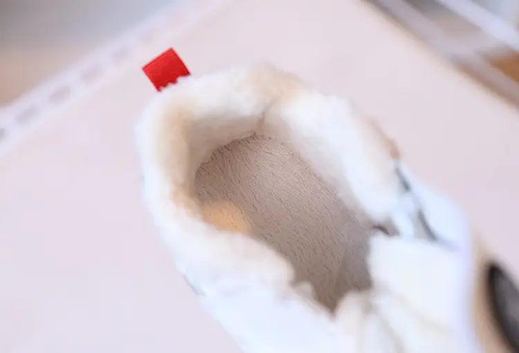 Baby Toddler Winter Shoes White Velvet Panda Design — feature 11