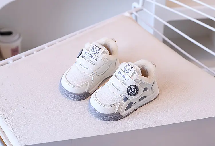 Baby Toddler Winter Shoes White Velvet Panda Design — feature 14
