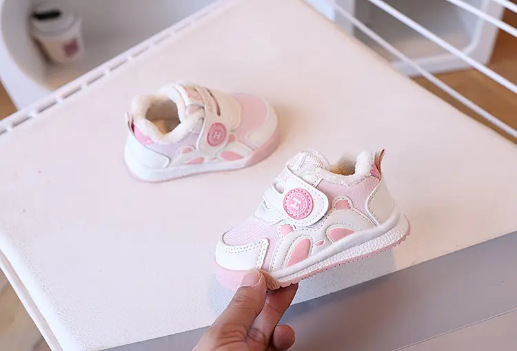 Baby Toddler Winter Shoes White Velvet Panda Design — feature 18