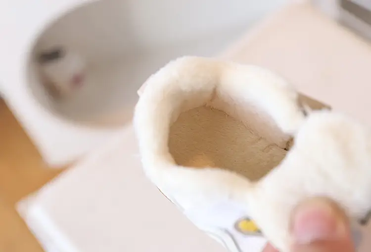 Baby Fleece Lined Toddler Shoes White Yellow Wave Design — feature 11