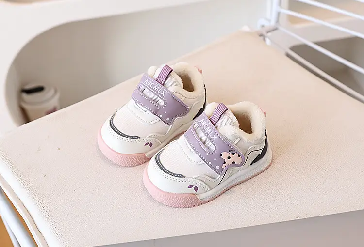 Baby Fleece Lined Toddler Shoes White Yellow Wave Design — feature 17