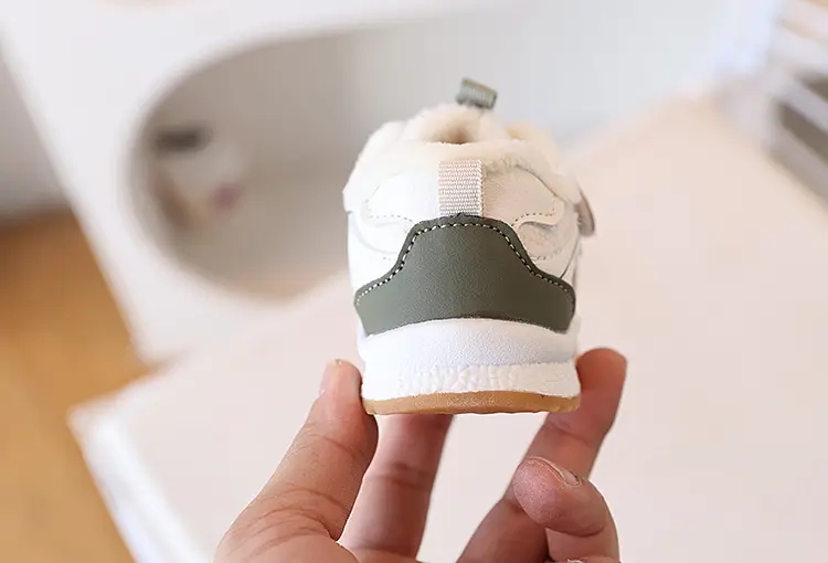 Baby Fleece Lined Toddler Shoes White Yellow Wave Design — feature 9
