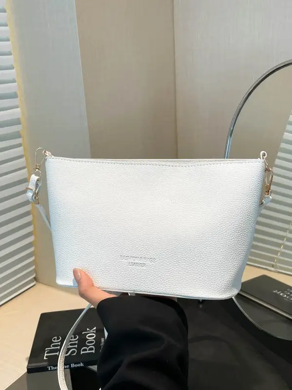 Black Korean Style Bucket Shoulder Bag 2026 - Image 6