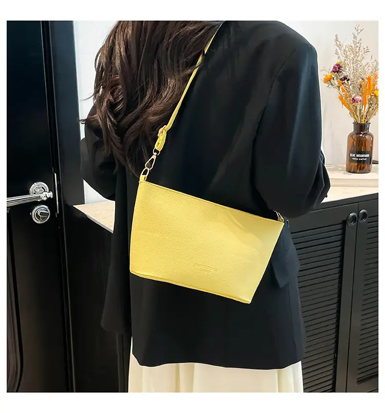 Black Korean Style Bucket Shoulder Bag 2026 — feature 10