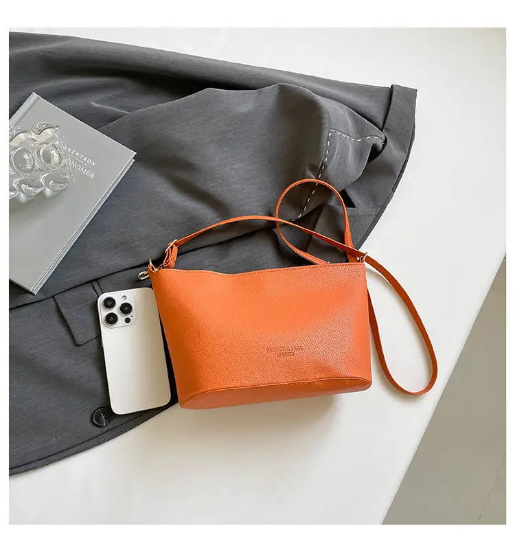 Black Korean Style Bucket Shoulder Bag 2026 — feature 11