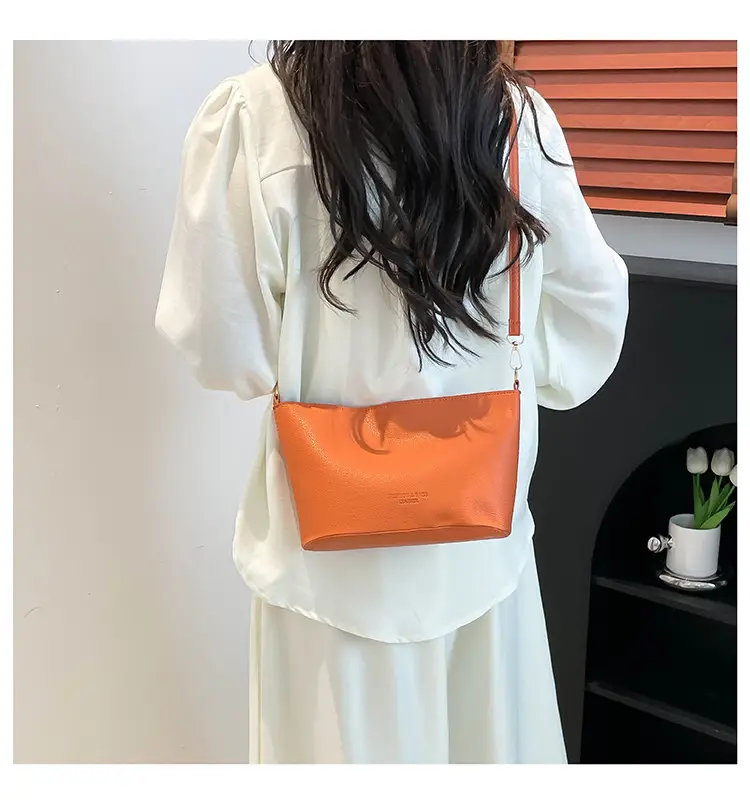 Black Korean Style Bucket Shoulder Bag 2026 — feature 8