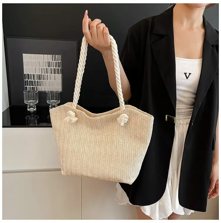 Women's Straw Shoulder Bag Large Capacity Beige 2025 — feature 19