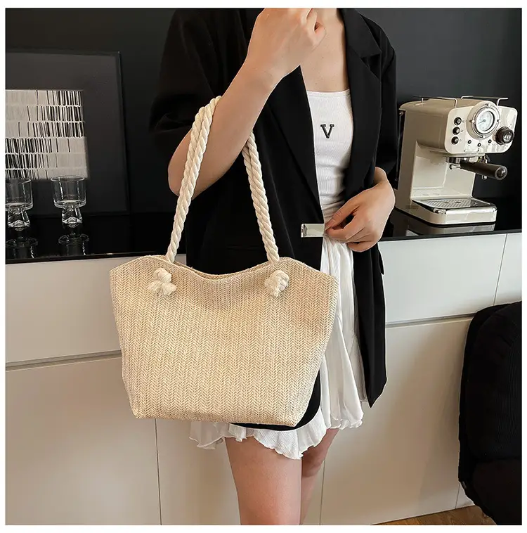 Women's Straw Shoulder Bag Large Capacity Beige 2025 — feature 21
