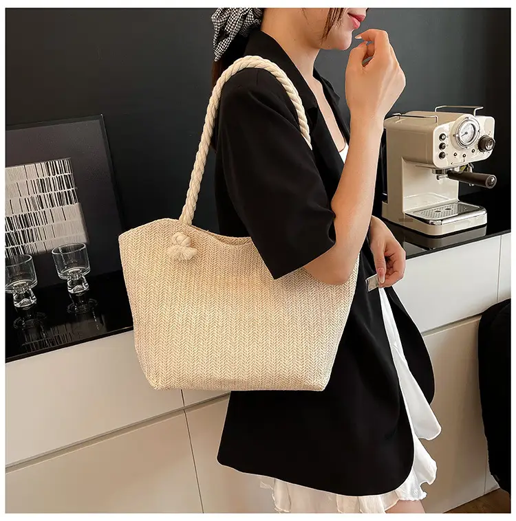 Women's Straw Shoulder Bag Large Capacity Beige 2025 — feature 23