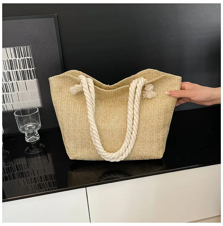 Women's Straw Shoulder Bag Large Capacity Beige 2025 — feature 29